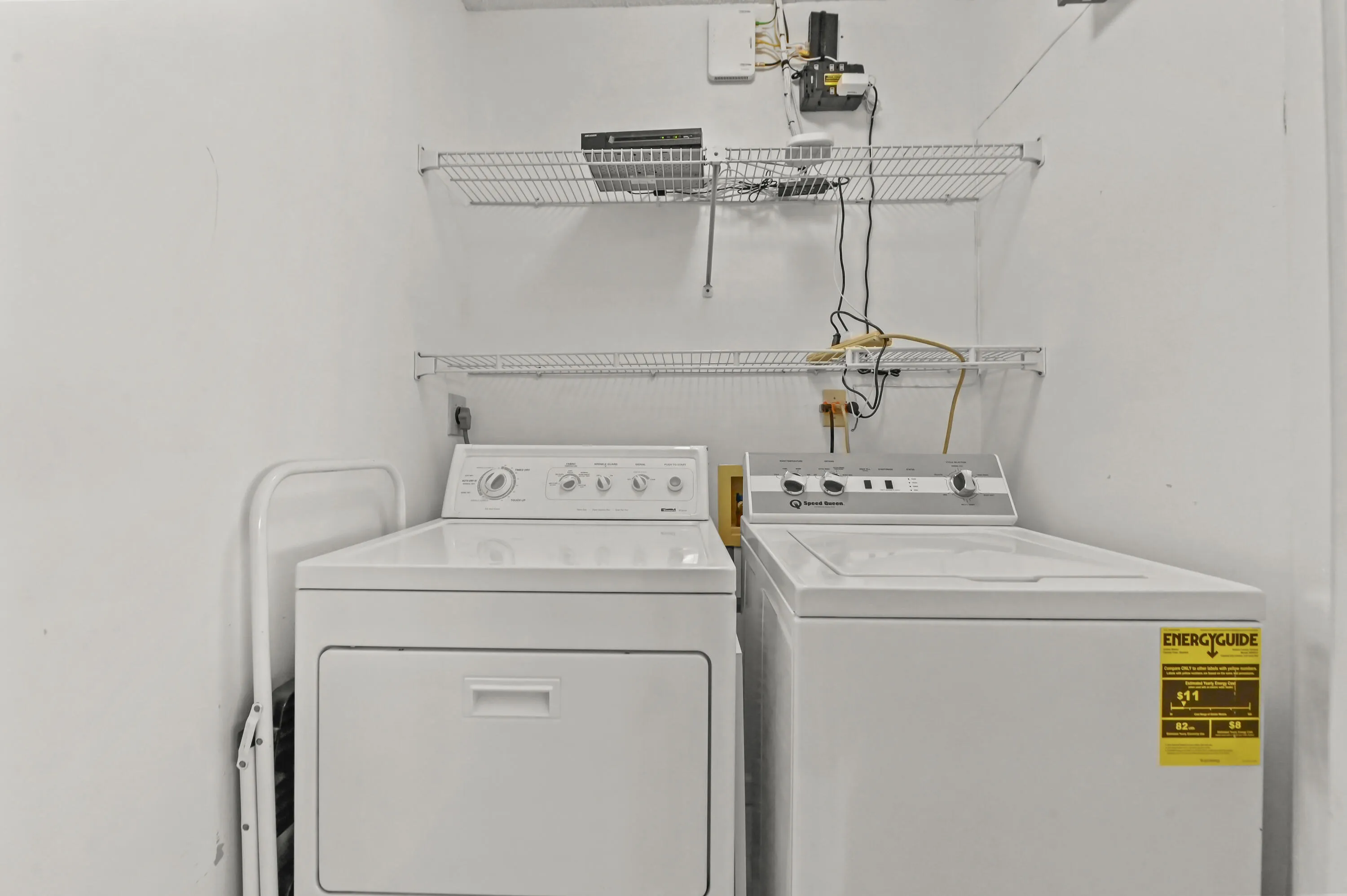 15 Laundry room 01