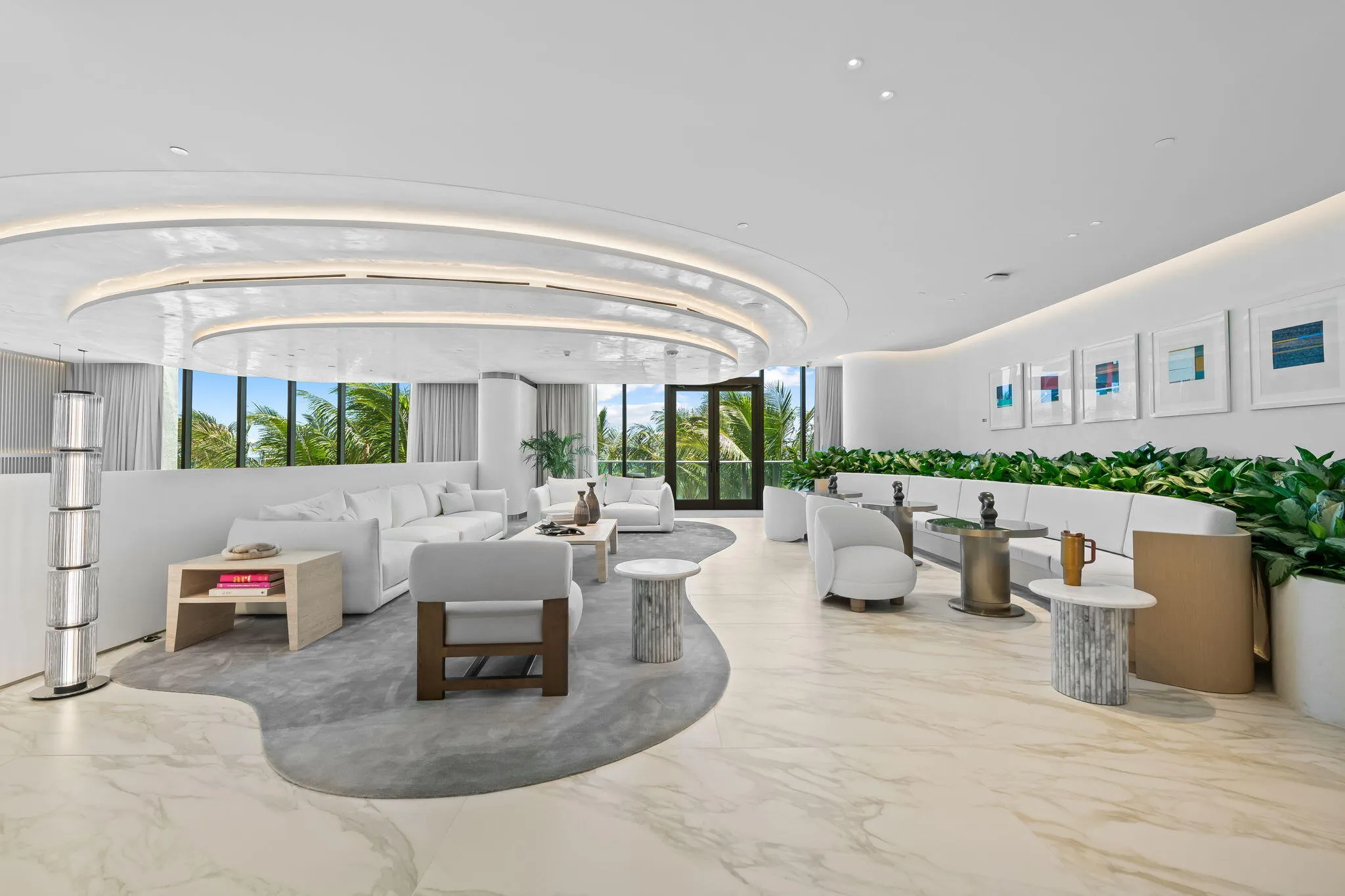 Lobby Lounge Level 3