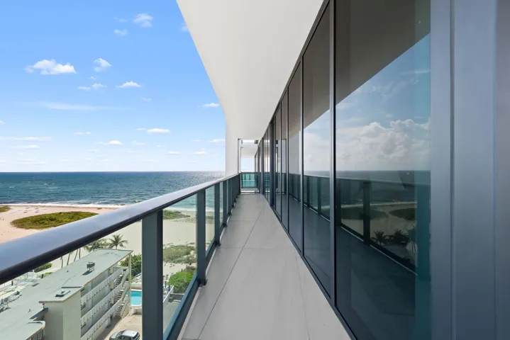 70 Foot North Balcony