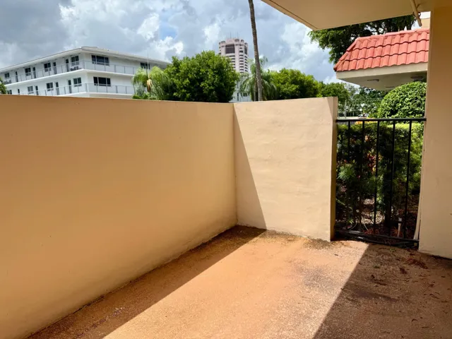 Private Walled Patio