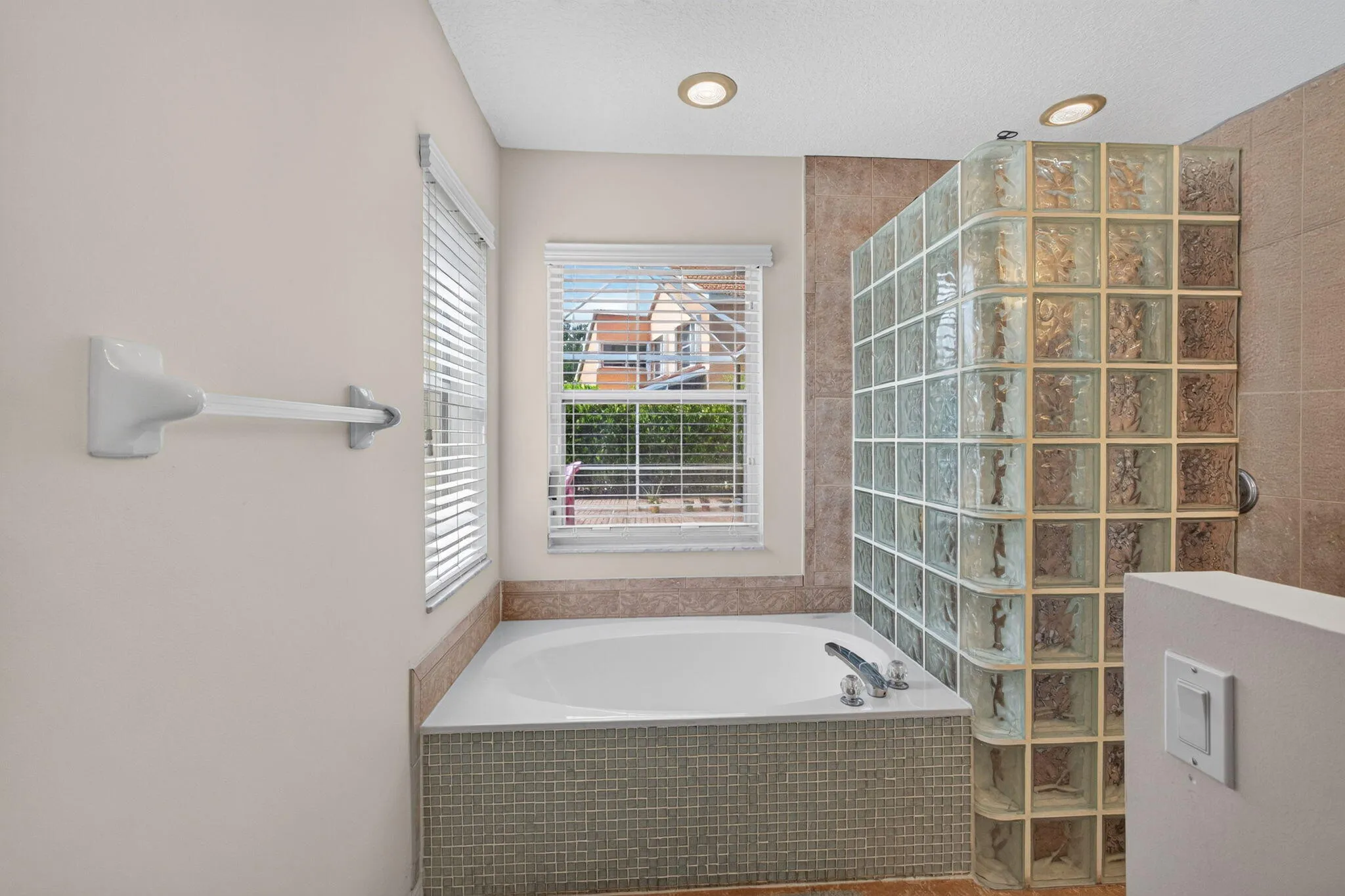 34-web-or-mls-5D1A3491