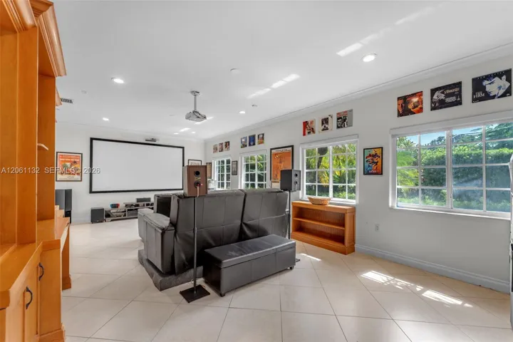 Can be an in law quarters.