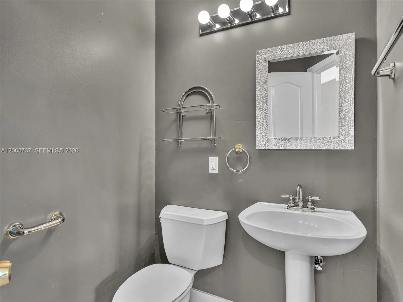 Property photo 22