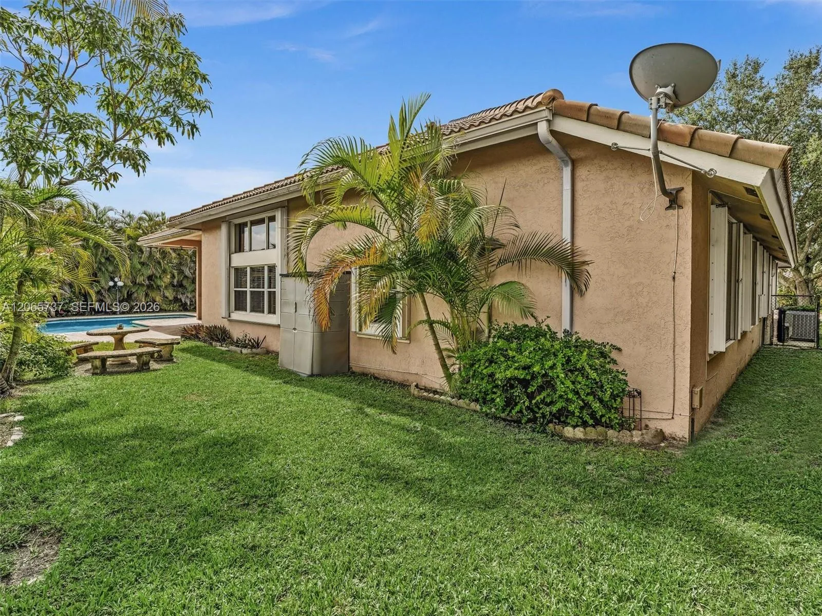 Property photo 33