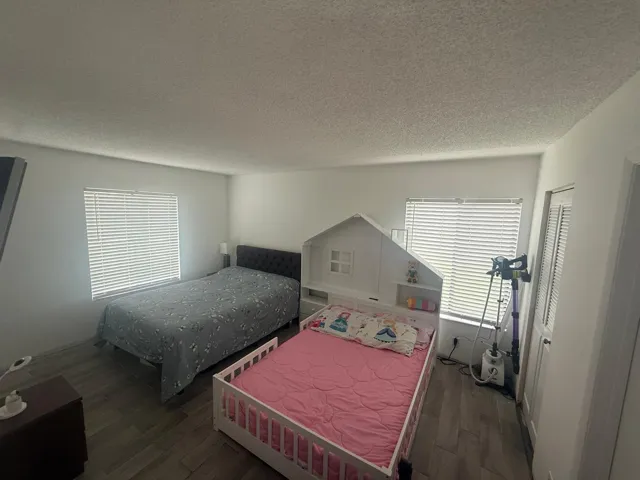 Bedroom2