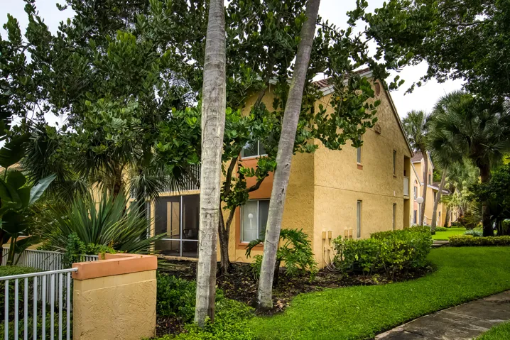 950 Coral Club Dr #950 31