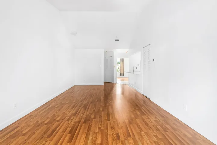 Just a another view to the living area
