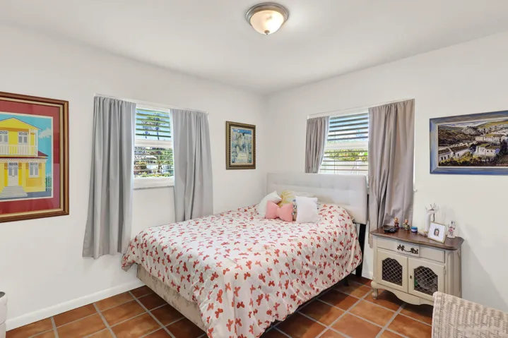 1902_Mimosa_Ave-37