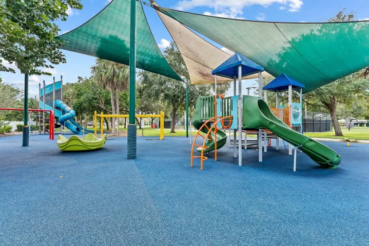 Kids playground, soft base