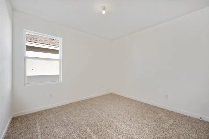 18478 Claybrook (42)