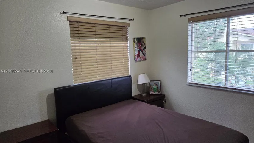 2ND BEDROOM UPSTAIRS 1