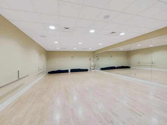 11 - Activities Room