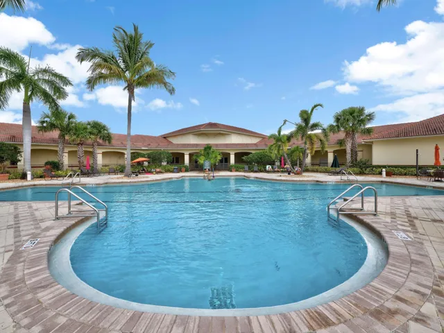 3 - Clubhouse Pool