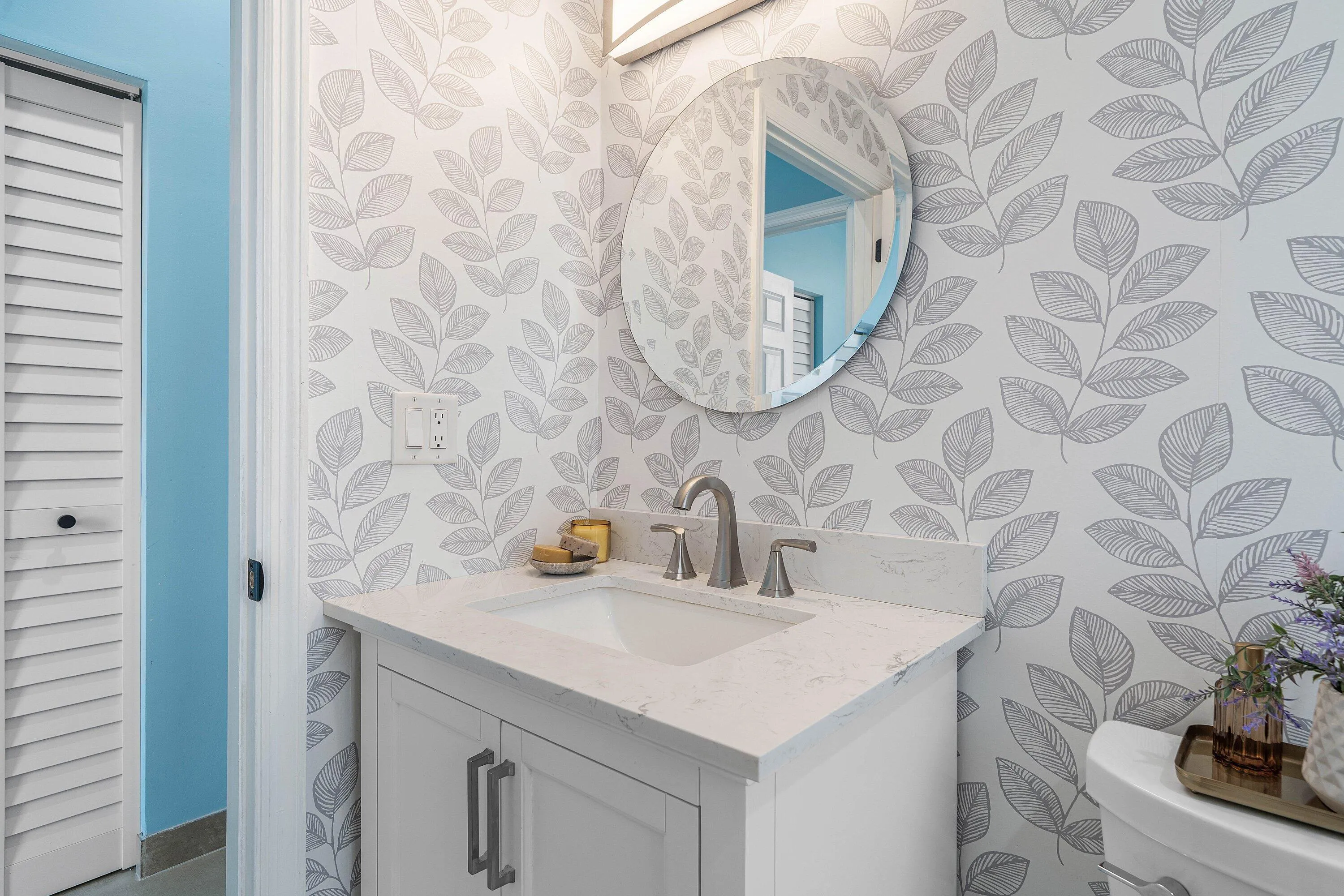 2nd Bathroom