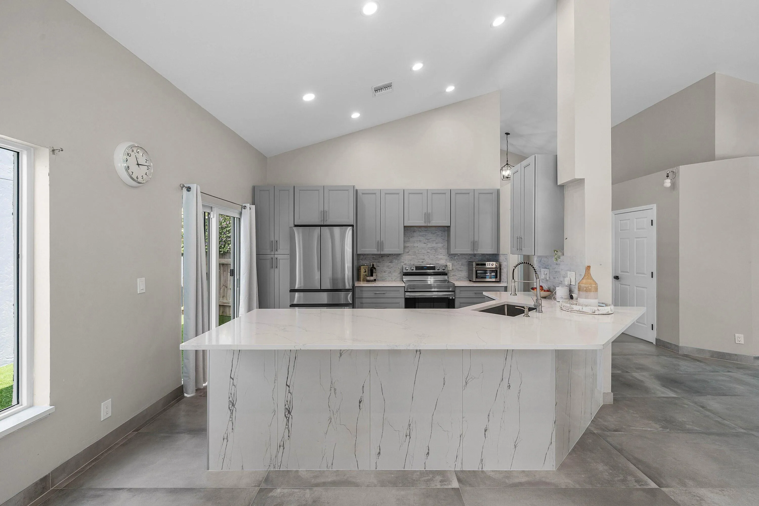 Open Kitchen