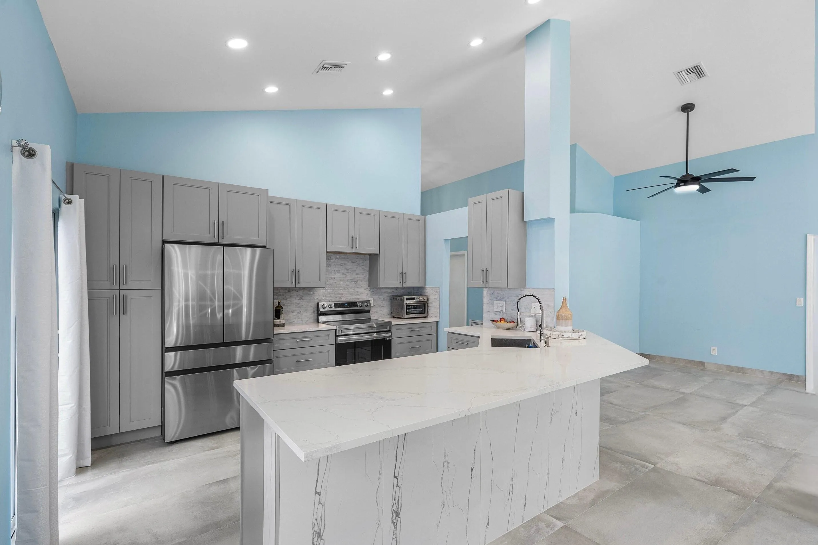 Open Kitchen