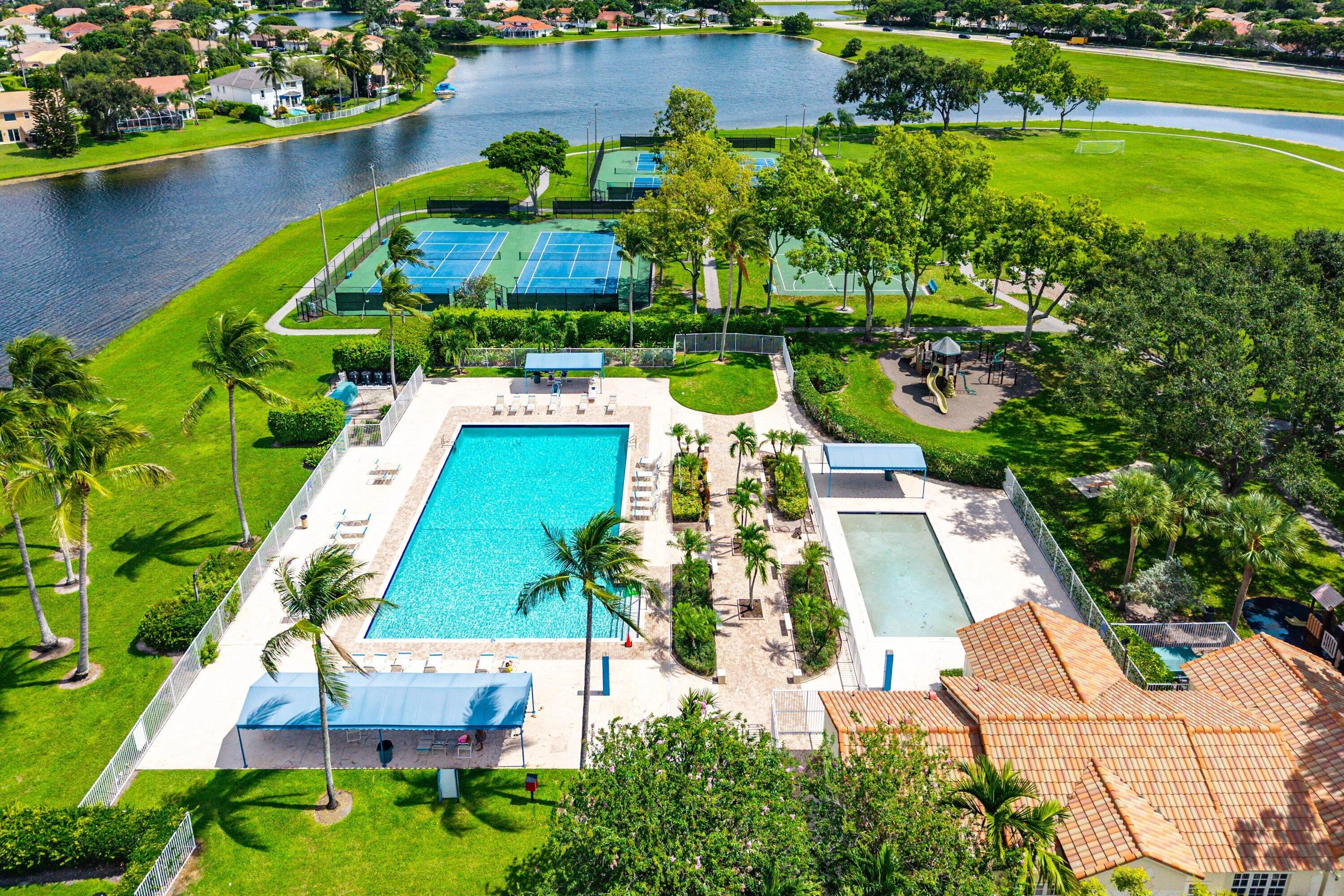 Lake Charleston Amenities