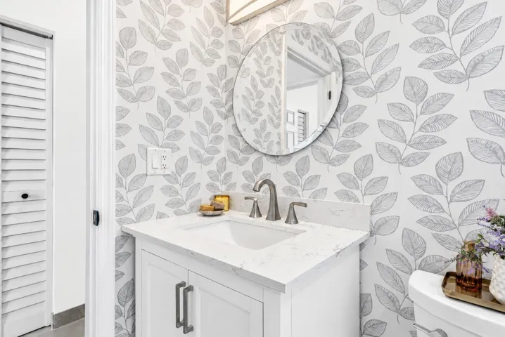 2nd Bathroom