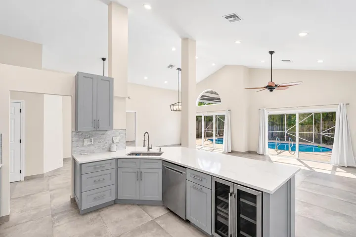 Open Kitchen