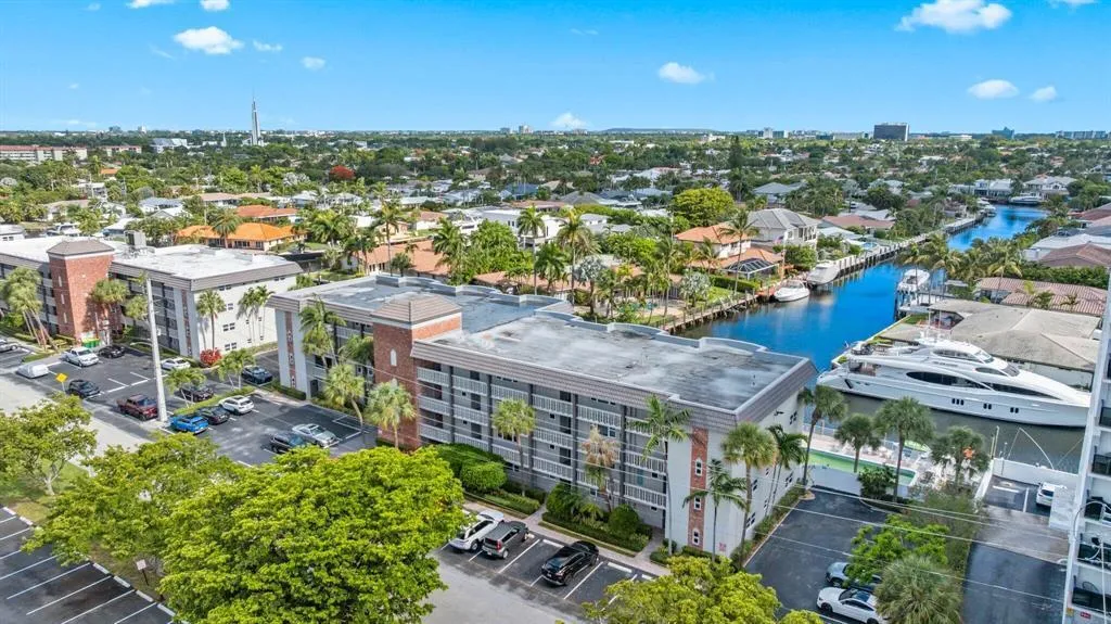COASTAL LIVING AT ITS BEST FOR BEACH & BOAT LOVERS IN LAUDERDALE BY THE SEA. THIS NICELY REMODELED UNIT FEATURES 1300 SQ FT, 2 BEDROOMS 2 BATHROOMS LOCATED DIRECTLY ON THE CANAL W/ AMAZING WATER VIEWS ONLY 600 FT FROM THE INTRACOASTAL. KITCHEN FEATURES WHITE SHAKER CABINETS, STAINLESS STEEL APPLIANCES W/ GRANITE COUNTERTOPS, & IN UNIT WASHER/ DRYER. PRIMARY BEDROOM ALSO HAS WATER VIEWS W/ WALK IN CUSTOM CALIFORNIA STYLE CLOSET. UPDATED BATHROOMS, NO FIXED BRIDGES, 3 HEATED POOLS, 3 BBQ AREAS, TIKI HUT.
