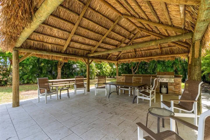 Tiki Hut 1