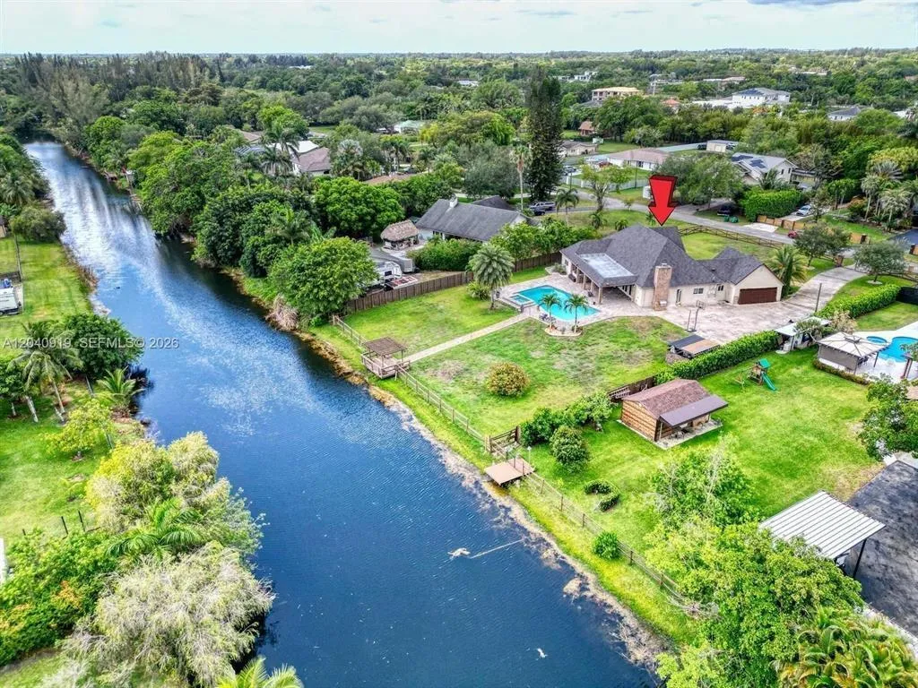 Property photo 34
