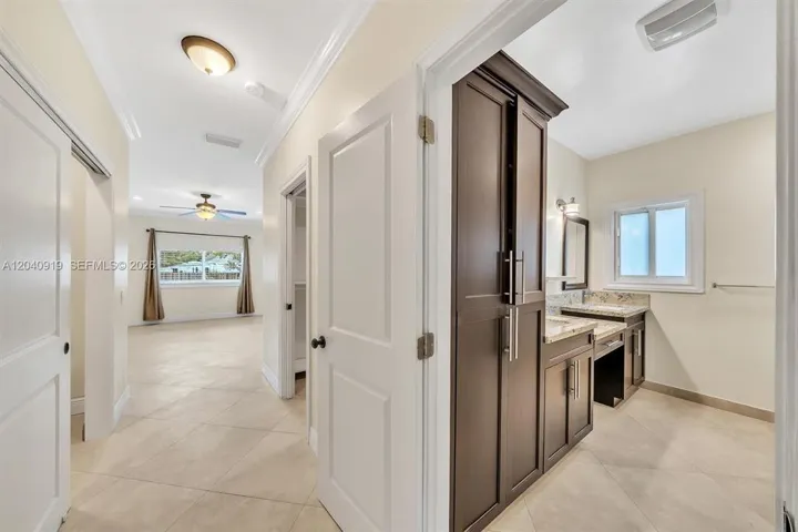 sw master bath2