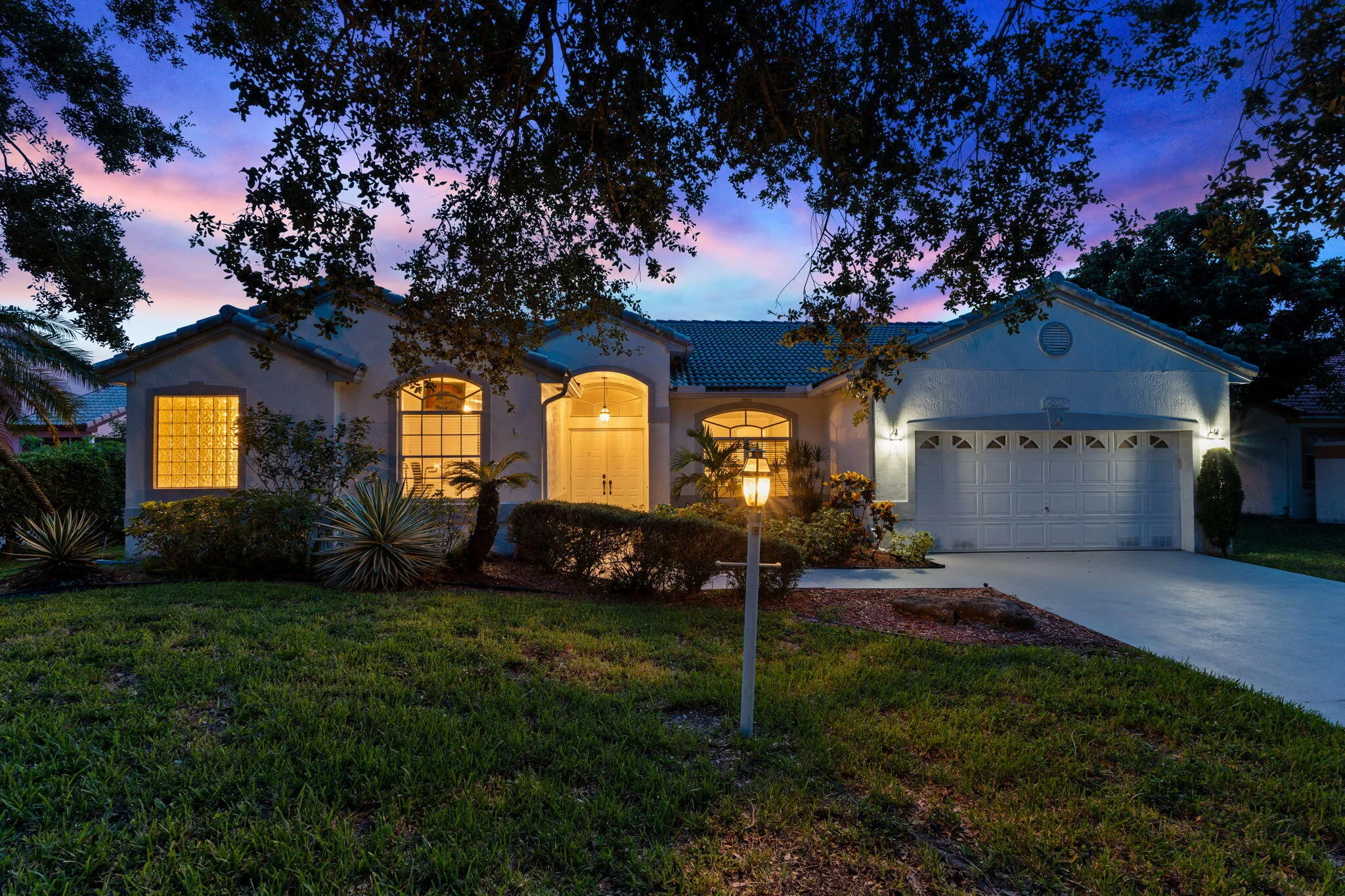 64-web-or-mls-A7404280