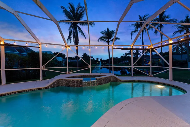 77-web-or-mls-A7404265