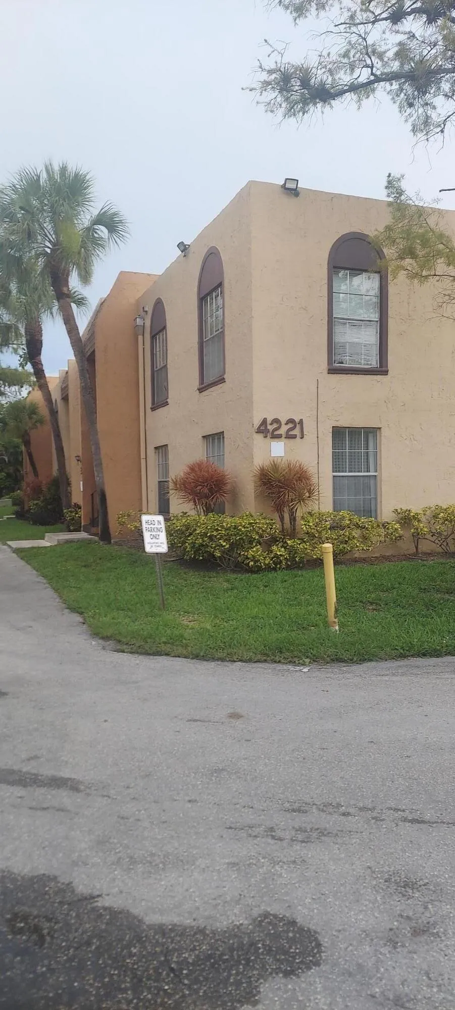 4221 unit 296