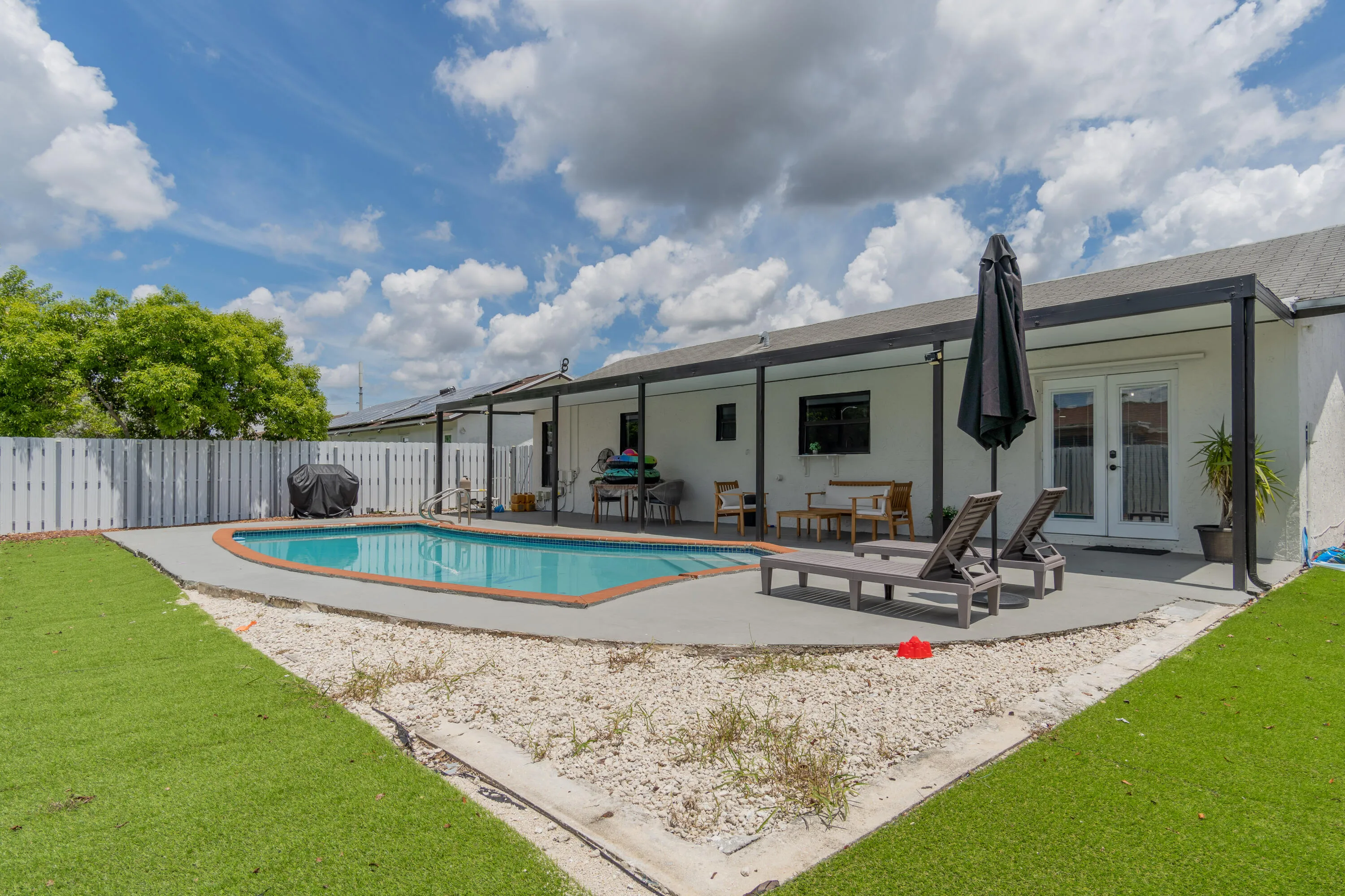 11010 NW 24th Ct-36