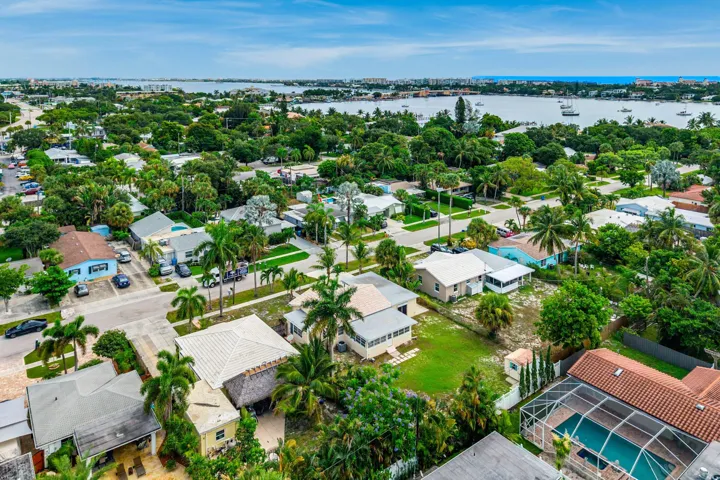 054-122EuclidBoulevard-Lantana-FL-33462-