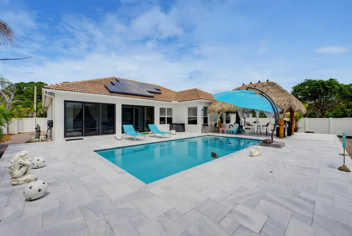 Rear deck and pool