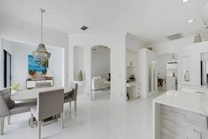 Breakfast Nook / Kitchen