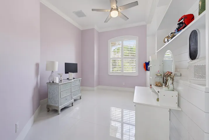 Bedroom 4 / Office / Den