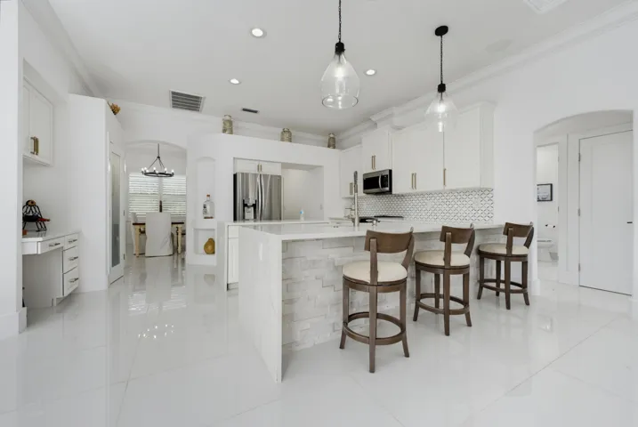 Beautifully Updated Kitchen