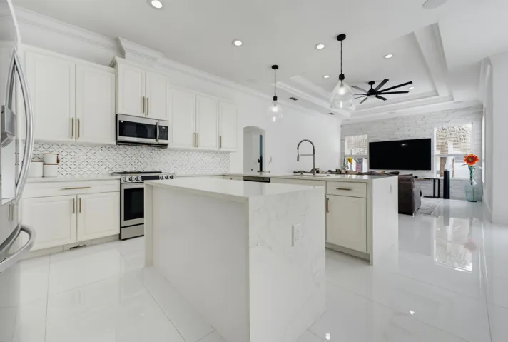 Beautifully Updated Kitchen
