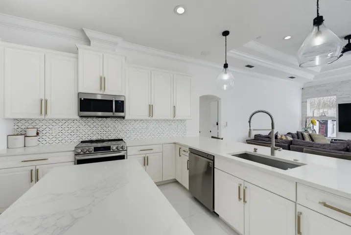 Beautifully Updated Kitchen