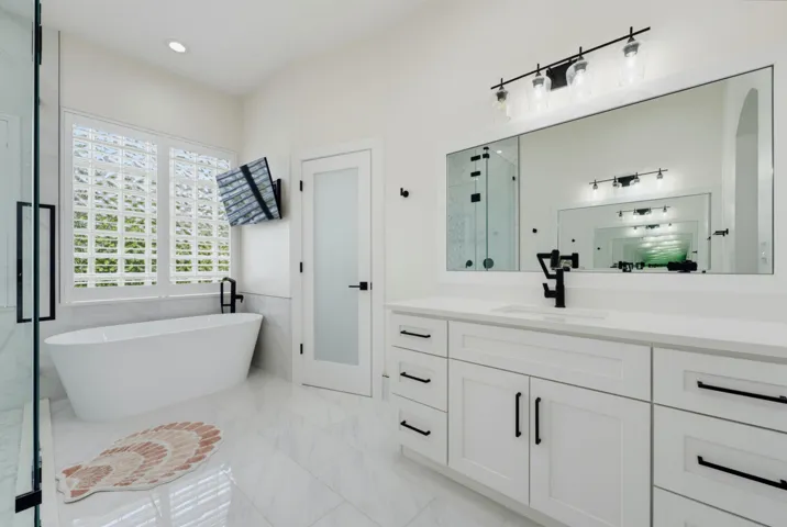 Primary Ensuite Bathroom