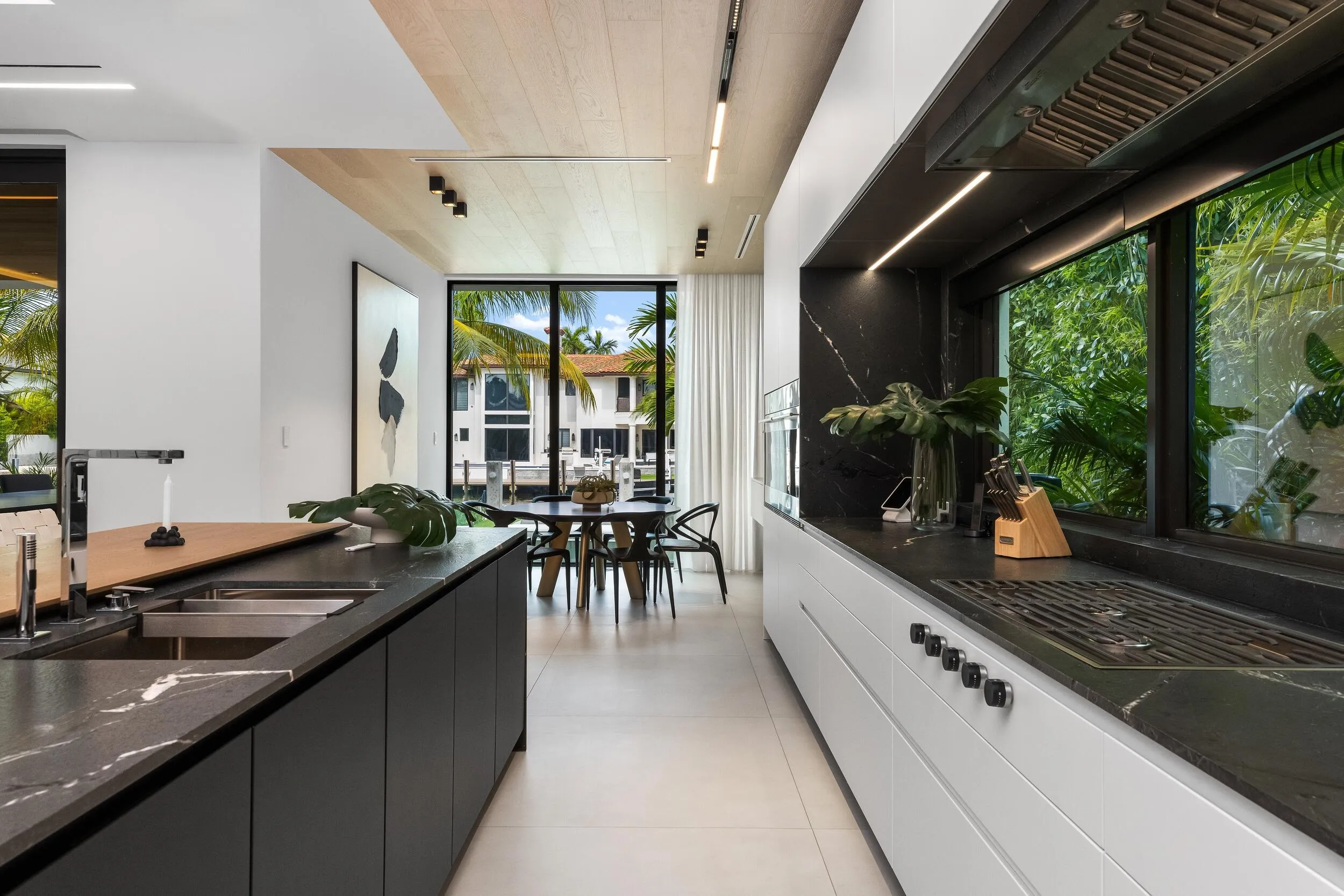 Kitchen 5