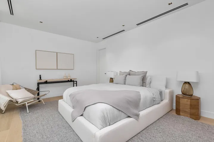 Guest Bed 5