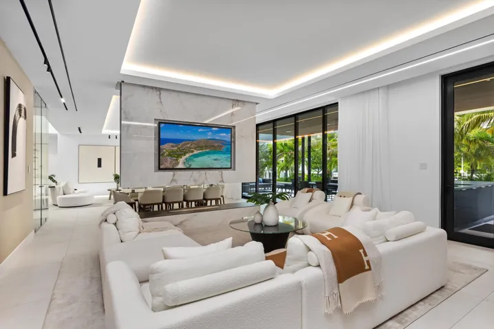 Family Room 1