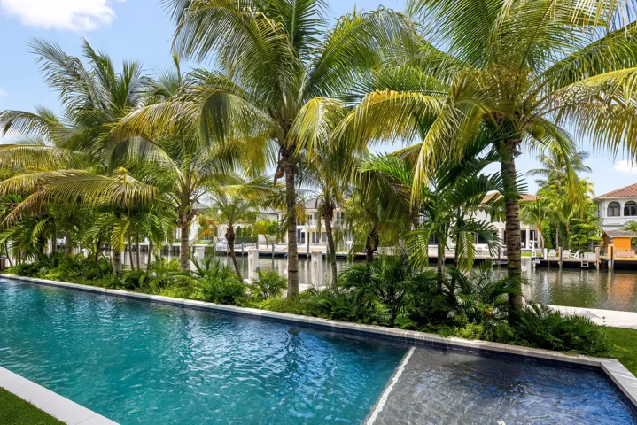 Pool 7