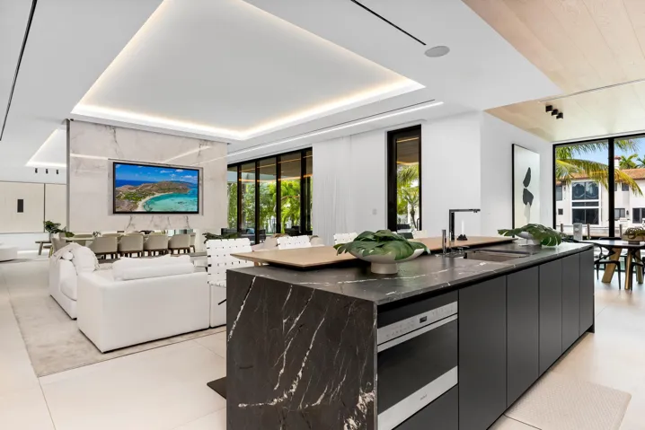Kitchen 7