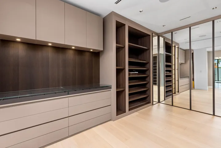 Master Closet 1