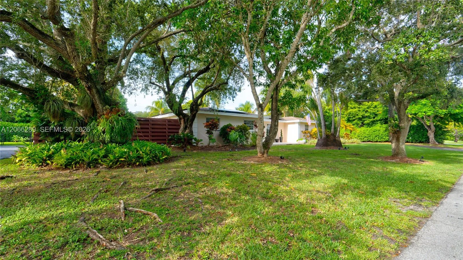 Property photo 62