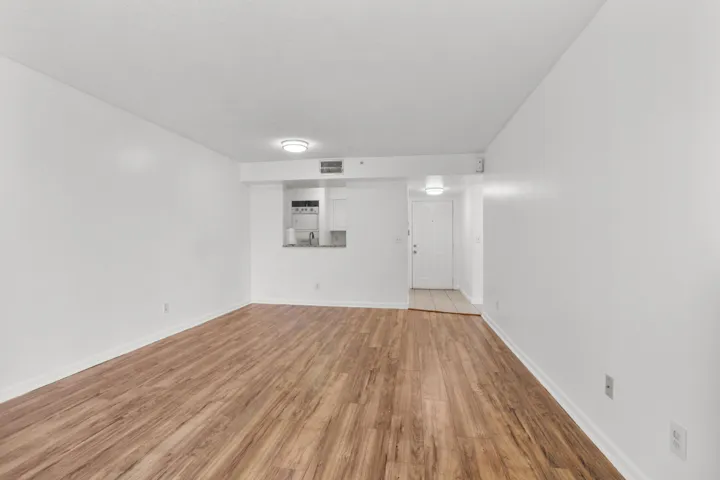 1341 SE 3rd Ave unit 112-4