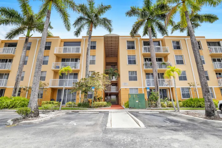 1341 SE 3rd Ave unit 112-14