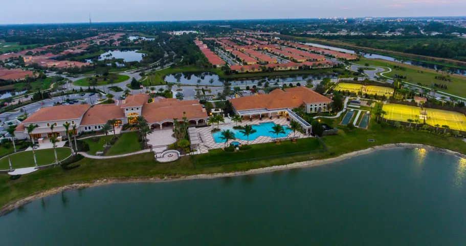 Club-Talavera-Aerial-2016