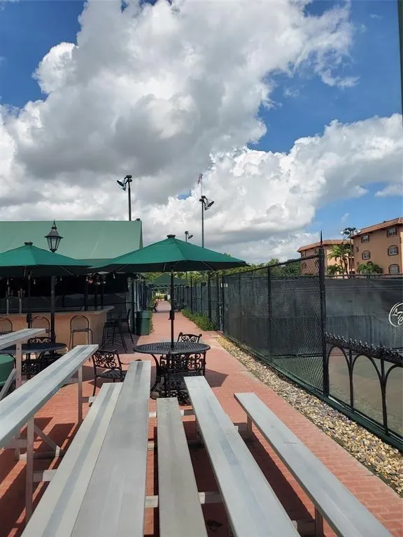 tennis club bar